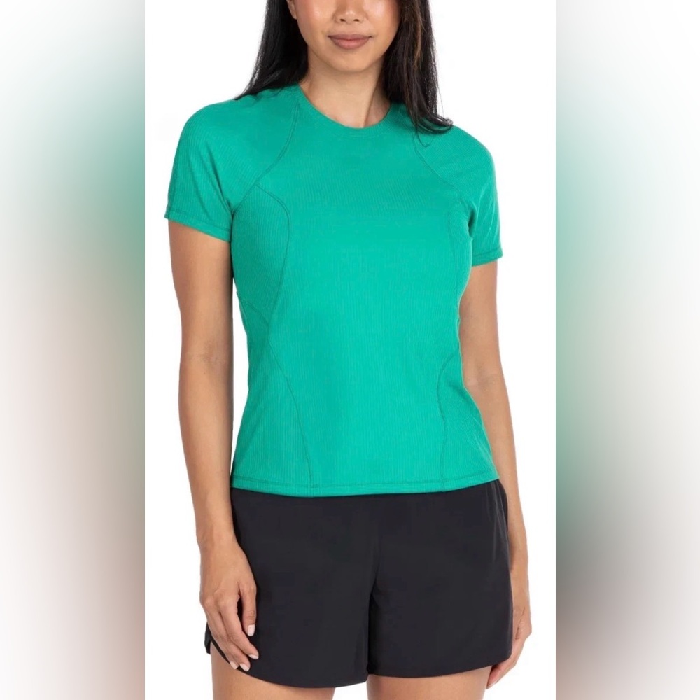 NWT Green Spyder Women's Ribbed Short Sleeve Performance Tee size Large